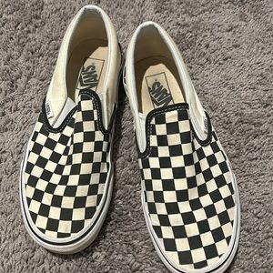 Women’s Vans size 9